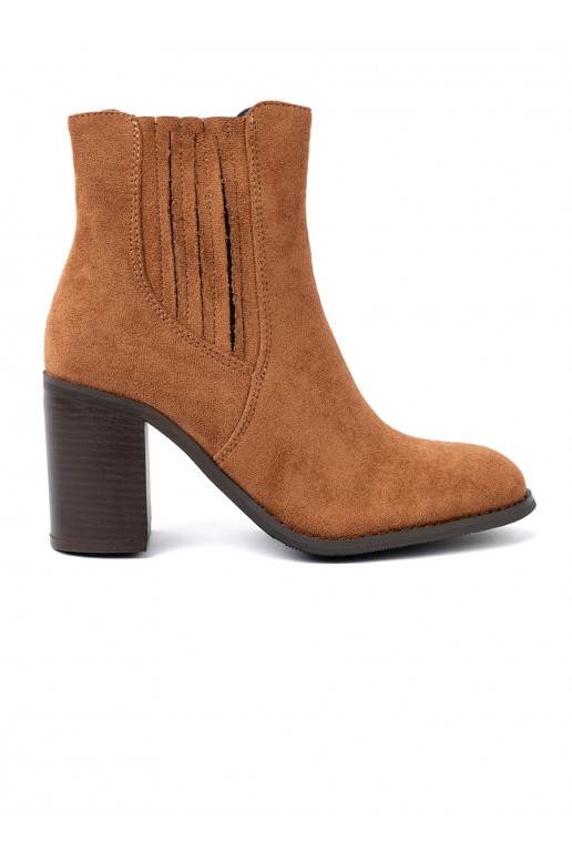 Pruunid värvi  öko seemisnahast