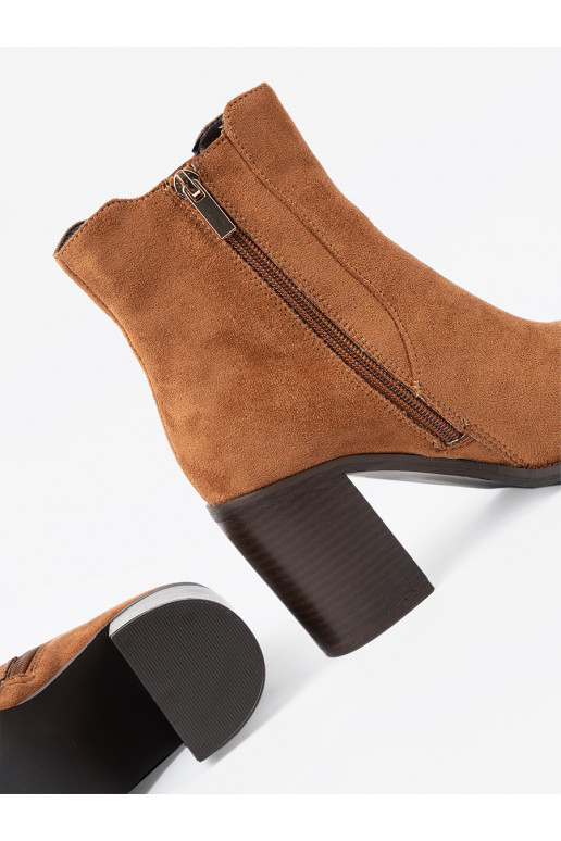 Pruunid värvi  öko seemisnahast