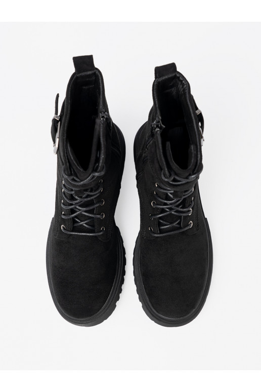 Must saapad neetide ja pandlaga i m