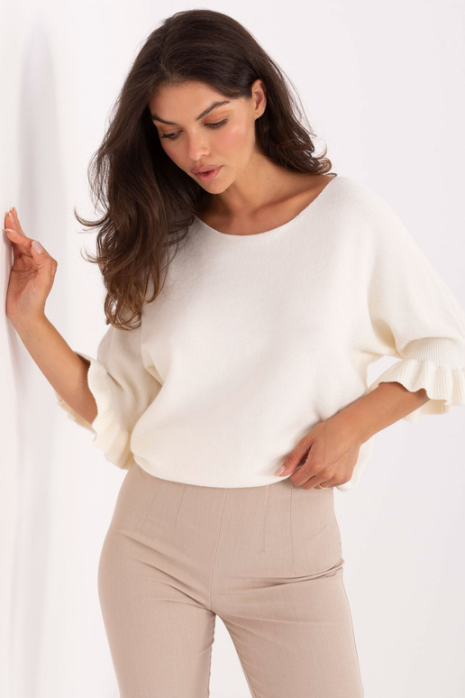 Värvimata kangast kampsun