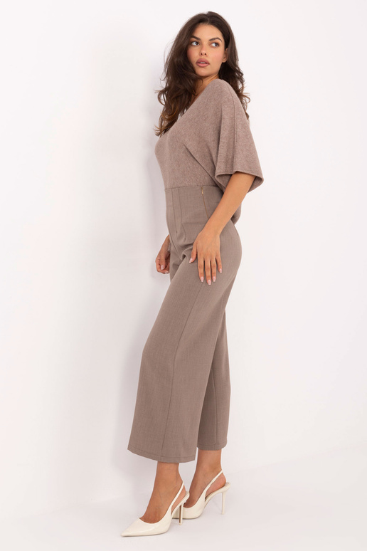 Tumedat beež püksid