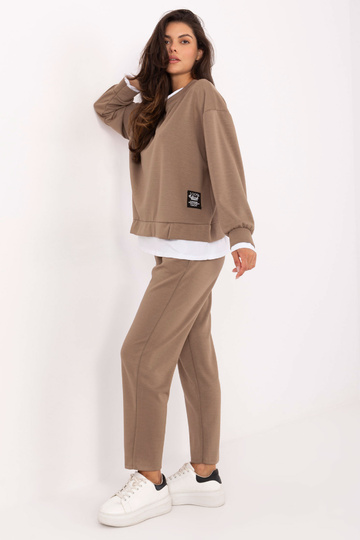 Tumedat liivakarva komplekt