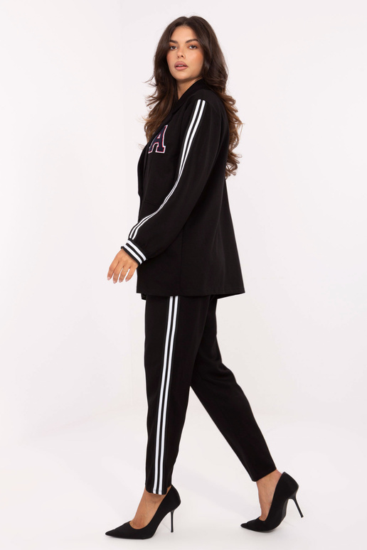 Must komplekt Must komplekt