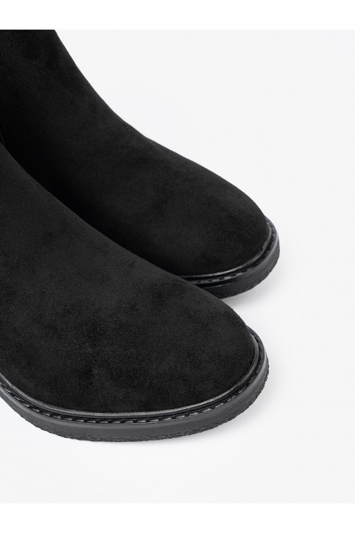 Must lumesaapad neetide ja pandlaga 