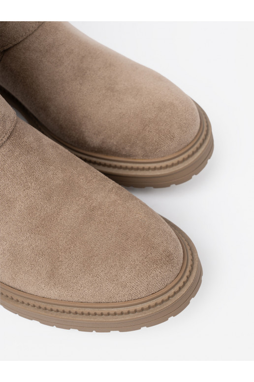 beeži värvi lumesaapad  