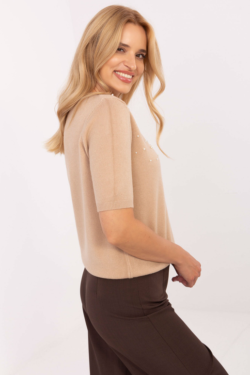 Kamelivärvi kampsun