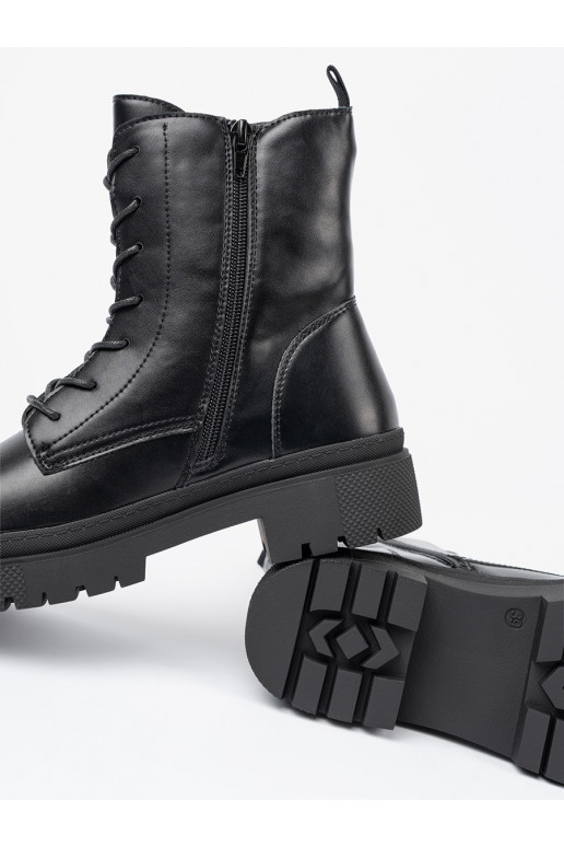 Naisten mustat nauhakengät