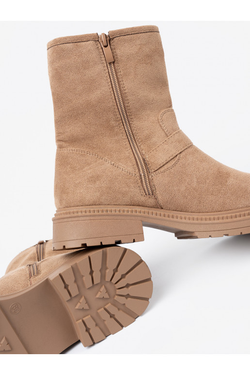 Pruunid värvi lumesaapad z ozdobnymi mi klamrami