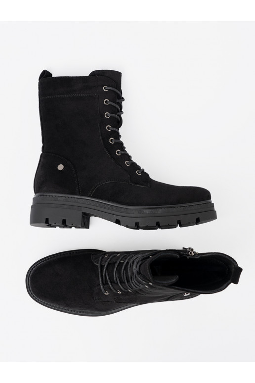 Must  saapad na masywnej podeszwie