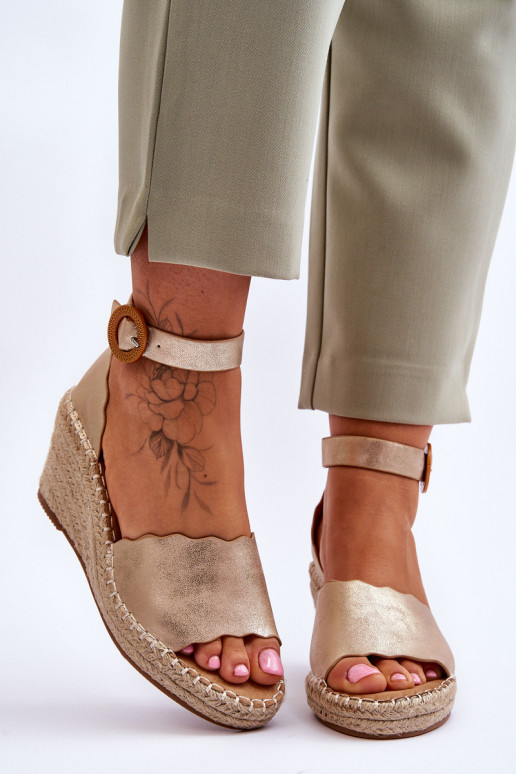 Platvormiga sandaalid Comfort Shoe Kuldset värvi Verola   Platvormiga sandaalid Comfort Shoe Kuldset värvi Verola