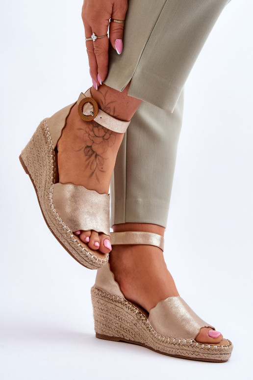 Platvormiga sandaalid Comfort Shoe Kuldset värvi Verola   Platvormiga sandaalid Comfort Shoe Kuldset värvi Verola