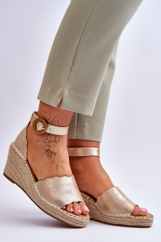 Platvormiga sandaalid Comfort Shoe Kuldset värvi Verola   Platvormiga sandaalid Comfort Shoe Kuldset värvi Verola