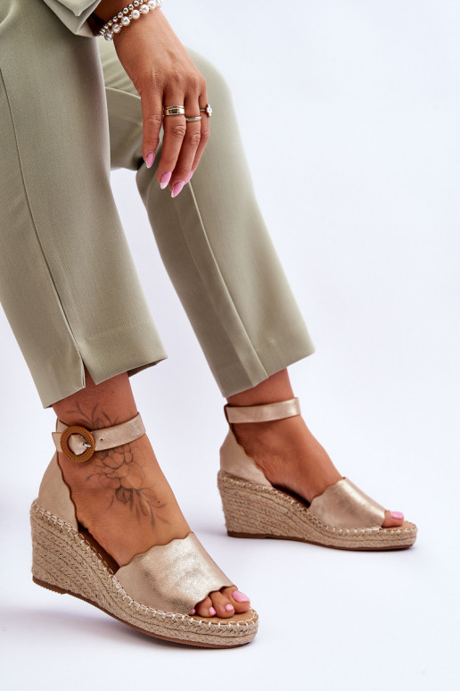 Platvormiga sandaalid Comfort Shoe Kuldset värvi Verola   Platvormiga sandaalid Comfort Shoe Kuldset värvi Verola