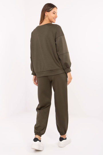 Chaki värvi komplekt 2