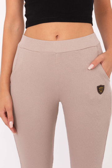 Beežid spordipüksid