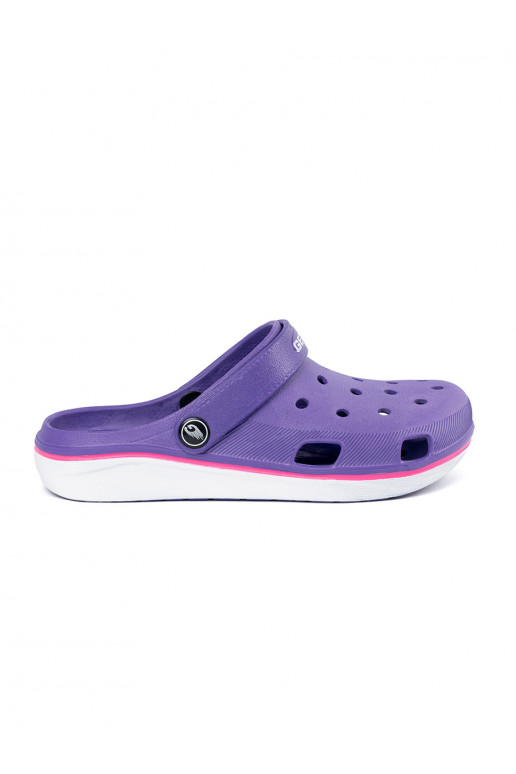 Violetne värv kingad typu Crocs Violetne värv kingad typu Crocs
