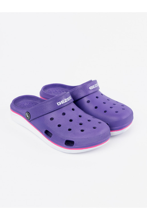 Violetne värv kingad typu Crocs Violetne värv kingad typu Crocs