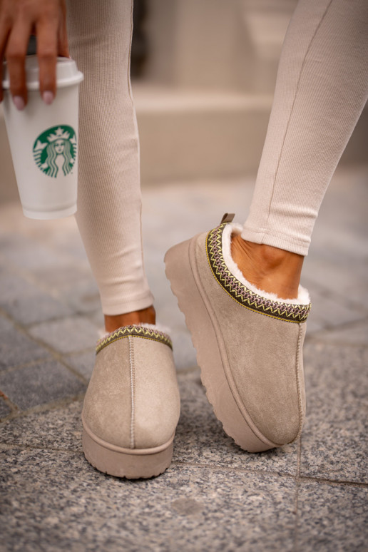 nööpidega lumesaapad  platvormiga voodriga karusnahaga Rohelist värvi Remenia