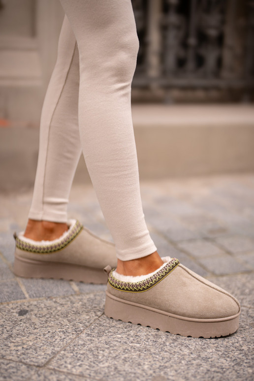 nööpidega lumesaapad  platvormiga voodriga karusnahaga Rohelist värvi Remenia