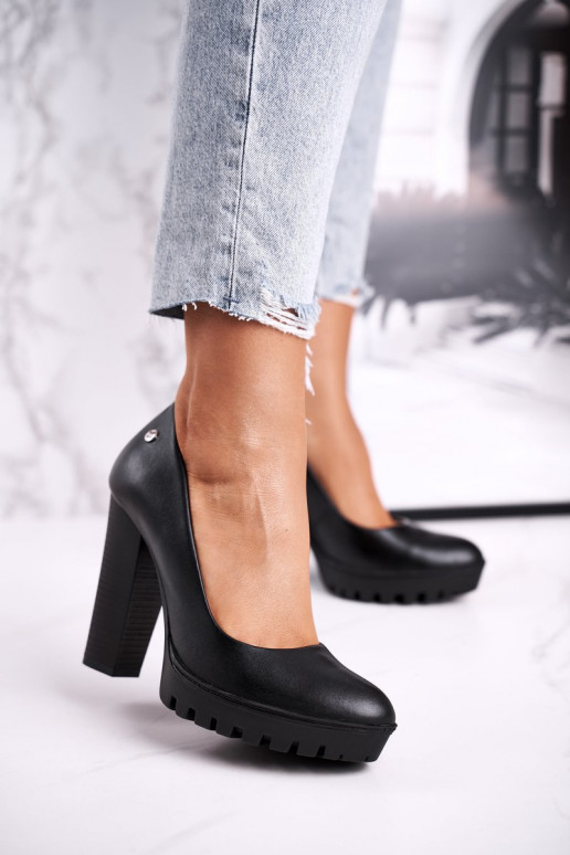   Kingad kõrge jämeda kontsaga  02629-01 Must