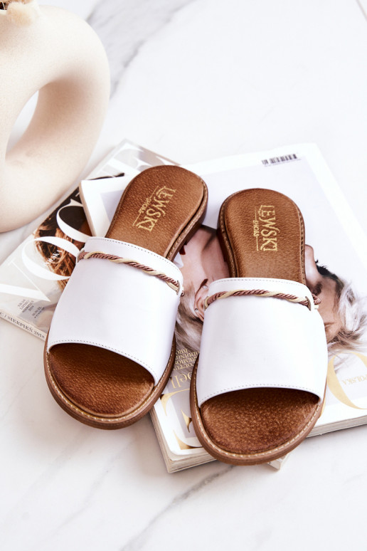 Plätud naturaalsest nahast  Shoes 3047 valget värvi Plätud naturaalsest nahast  Shoes 3047 valget värvi