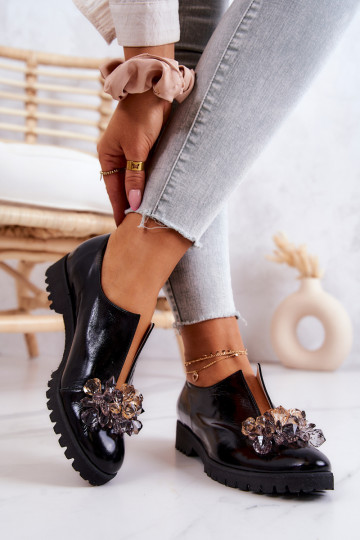 Elegantsed   jalatsid kaunistustega Must Cindy