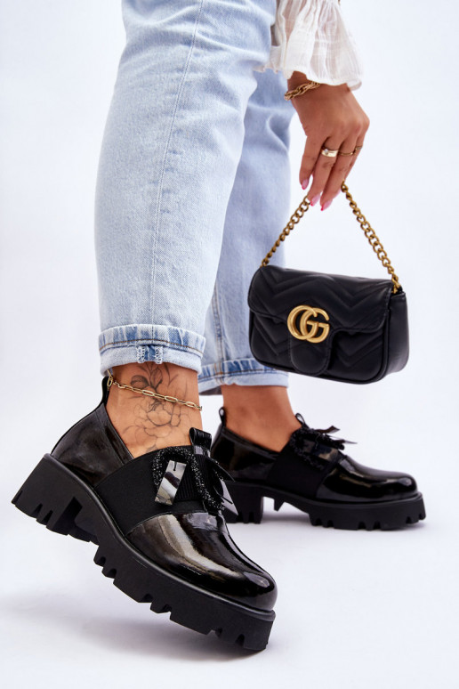 Laque jalatsid  Must Keily