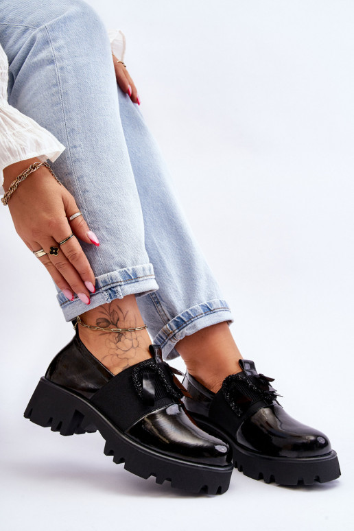 Laque jalatsid  Must Keily