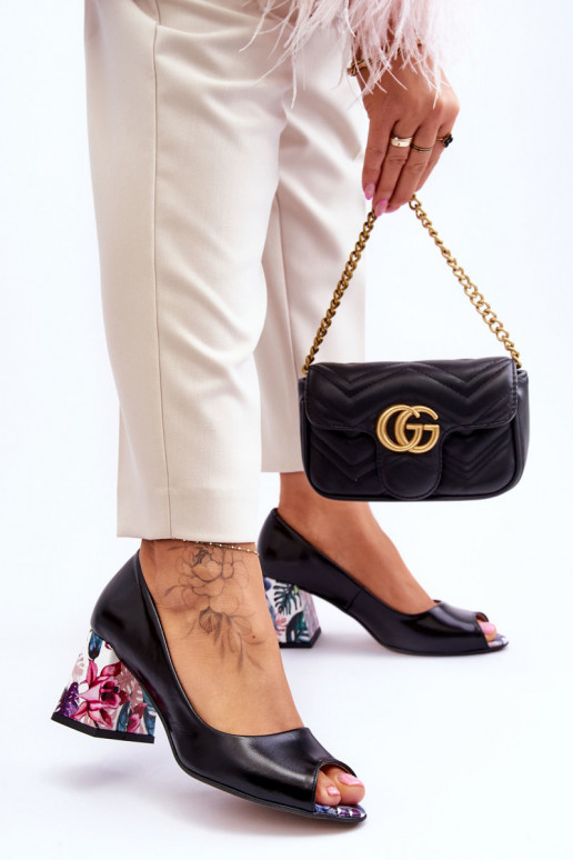   Kingad dekoreeritud kontsaga  Shoes 2608/K Must