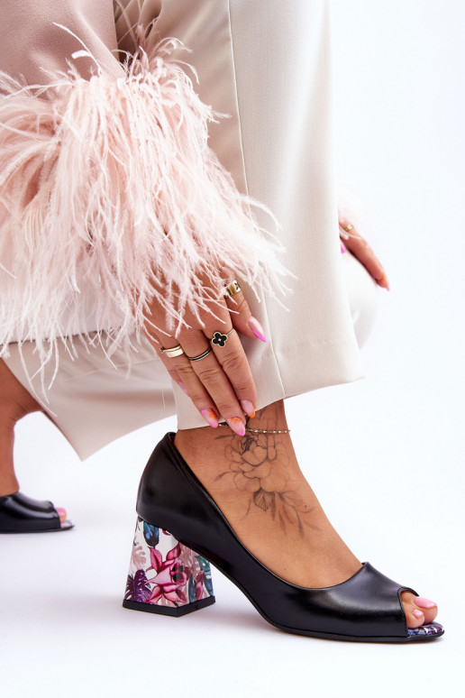   Kingad dekoreeritud kontsaga  Shoes 2608/K Must