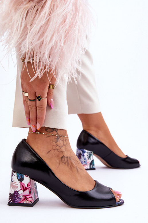   Kingad dekoreeritud kontsaga  Shoes 2608/K Must