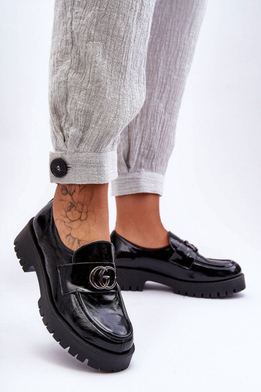 Stiilsed jalanõud kaunistustega Must Rosefalls