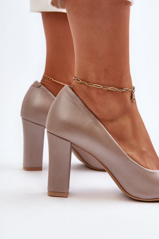 Zazoo 2453/OS   Kingad kõrge jämeda kontsaga südametega pärlmutri värvi