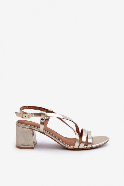 Naistesandaalid    06653-25 Kuldset värvi