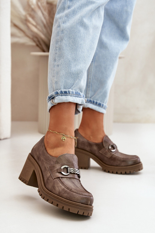 Zazoo 20175 jalatsid  kõrge jämeda kontsaga Naturaalsest nahast beeži värvi