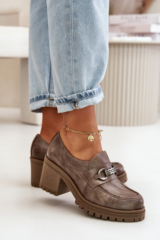 Zazoo 20175 jalatsid  kõrge jämeda kontsaga Naturaalsest nahast beeži värvi