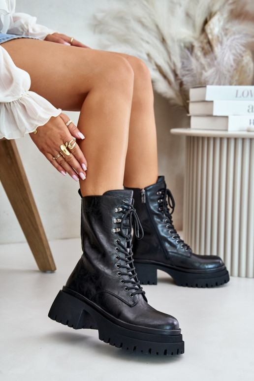 naiste saapad säärsaapad  voodriga GOE OO2N4121 Must