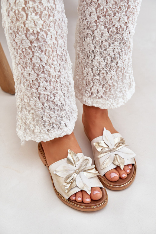 Sussid kaunistustega Naturaalsest nahast Zazoo 3667 Kuldset värvi Przecierany