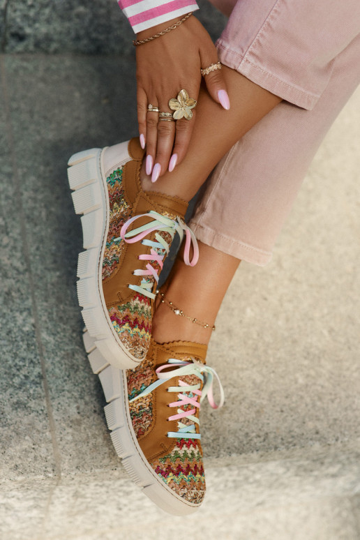    jalatsid  05850-29 Mitmevärvilised