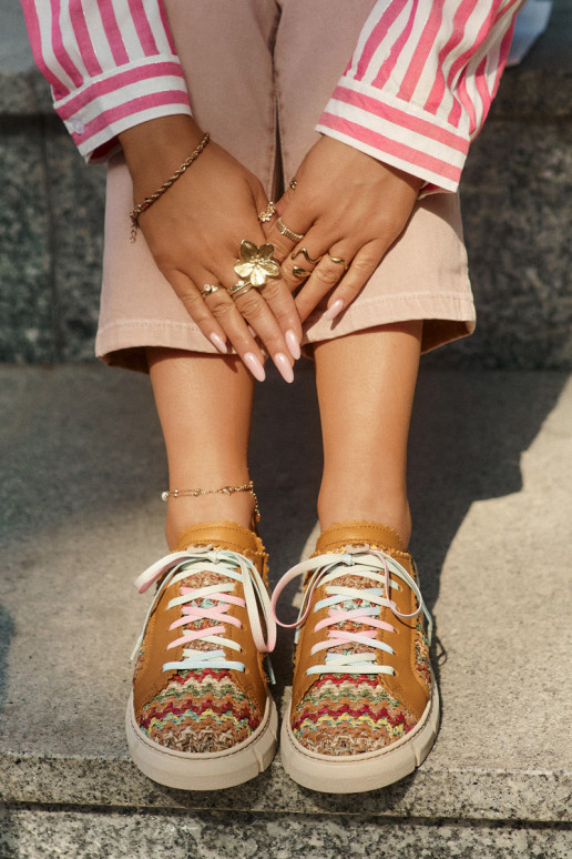    jalatsid  05850-29 Mitmevärvilised