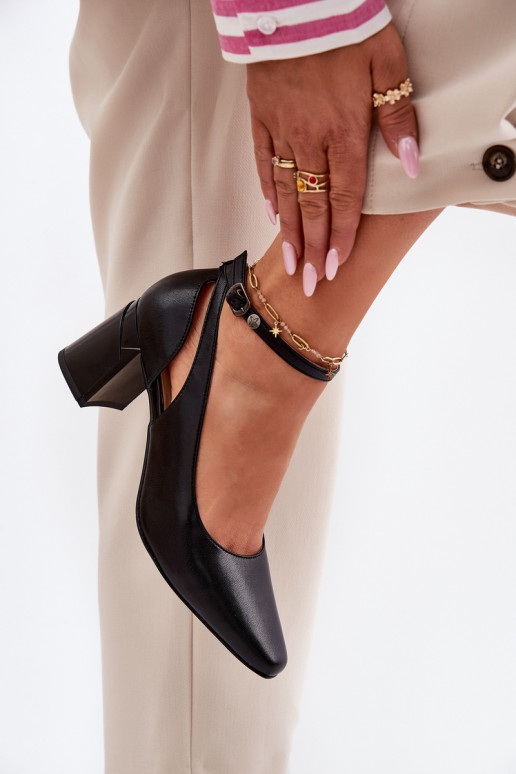   Kingad kõrge jämeda kontsaga  K6816-01 Must