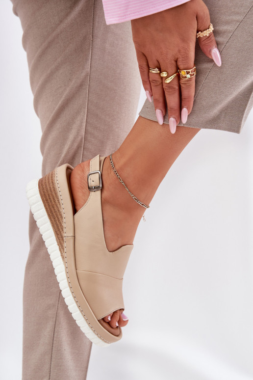 Naistesandaalid    Artiker 56C0919 beeži värvi