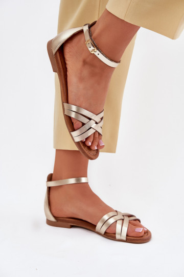 Naistesandaalid   laiade nööridega  07029-25 Kuldset värvi