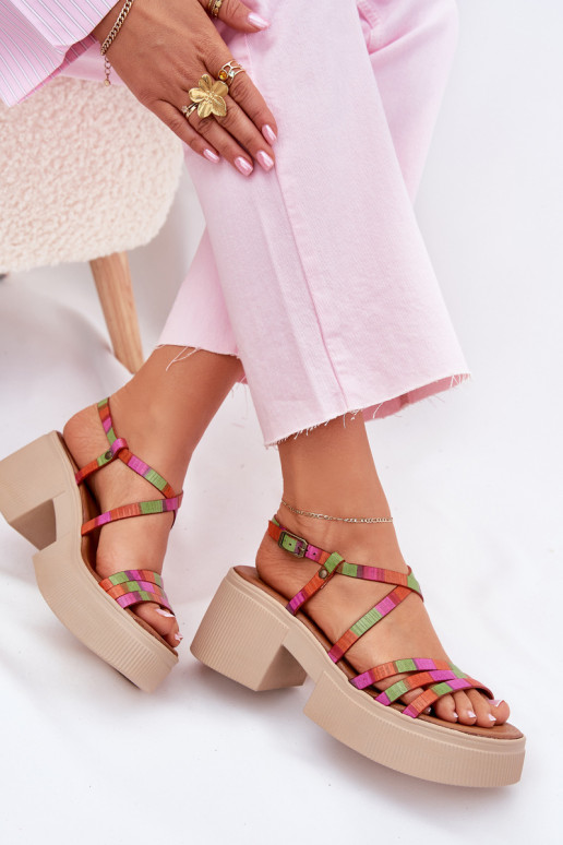 Naistesandaalid    06990-39 Mitmevärvilised