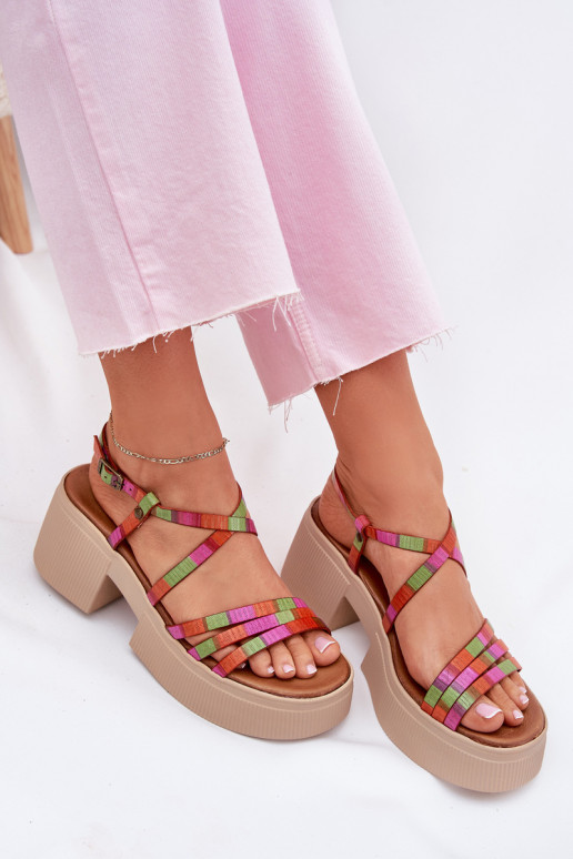 Naistesandaalid    06990-39 Mitmevärvilised