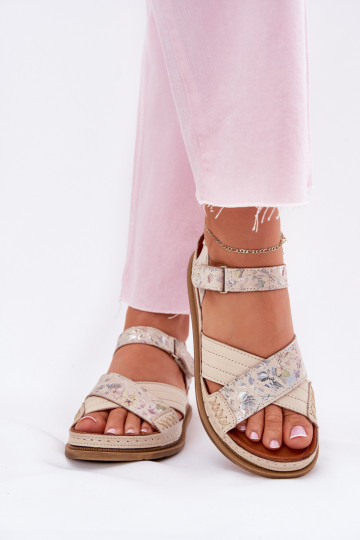 Naistesandaalid   platvormiga  L7064-37 