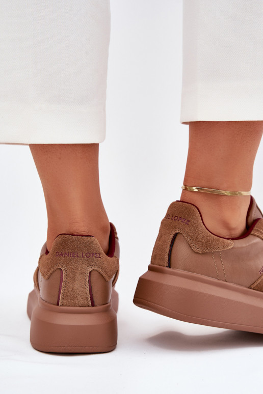 tüüpi jalanõud platvormiga Daniel Lopez Just Dare SS2D4005 pruunid värvi     tüüpi jalanõud platvormiga Daniel Lopez Just Dare SS2D4005 pruunid värvi