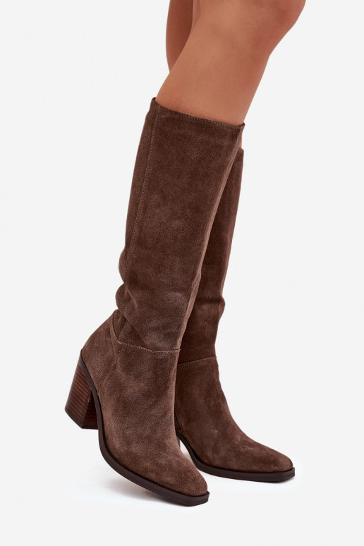 seemisnakhsed pika säärega saapad kõrge jämeda kontsaga  pruunid värvi Lissara seemisnakhsed pika säärega saapad kõrge jämeda kontsaga  pruunid värvi Lissara