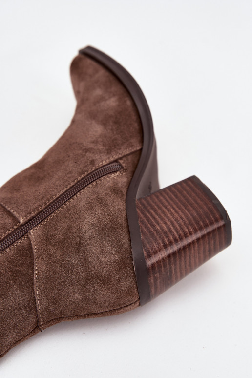 seemisnakhsed pika säärega saapad kõrge jämeda kontsaga  pruunid värvi Lissara seemisnakhsed pika säärega saapad kõrge jämeda kontsaga  pruunid värvi Lissara