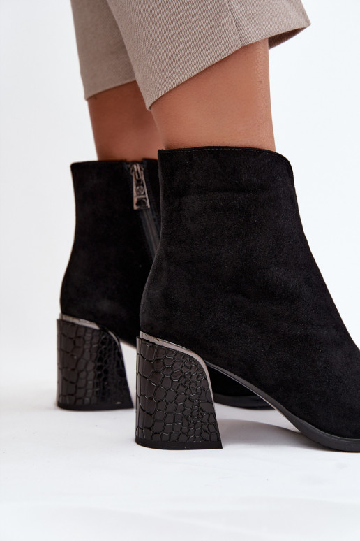 seemisnakhsed Naiste poolsaapad Koos reljeefiga voodriga Vinceza 66801 Must